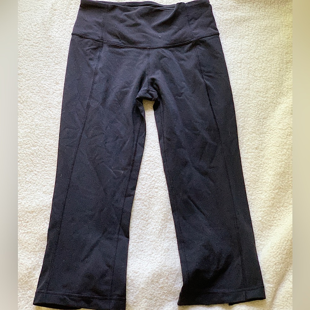 Lululemon Short Flares Size 6
